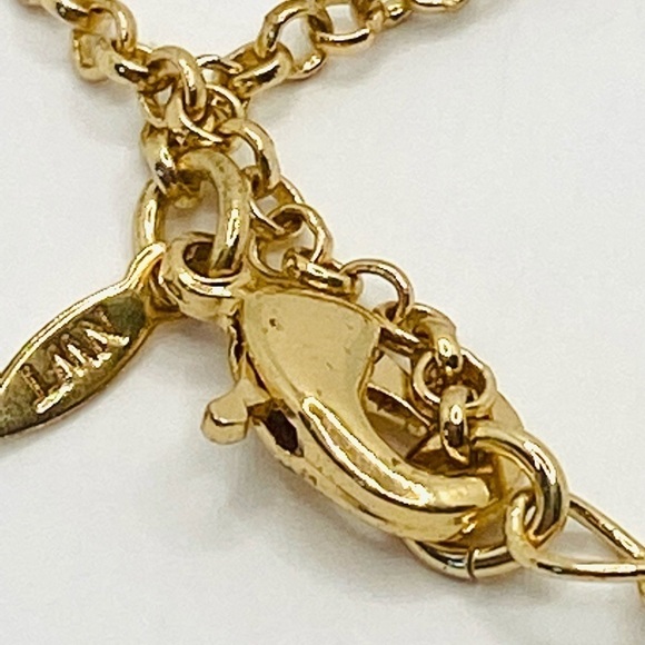 Avon NWT Marked Earrings Necklace Gold Tone Vintage Set - Picture 5 of 16